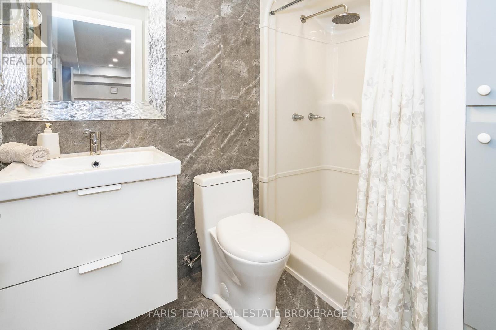 64 Royal Beech Drive, Wasaga Beach, Ontario  L9Z 1H3 - Photo 24 - S12268511