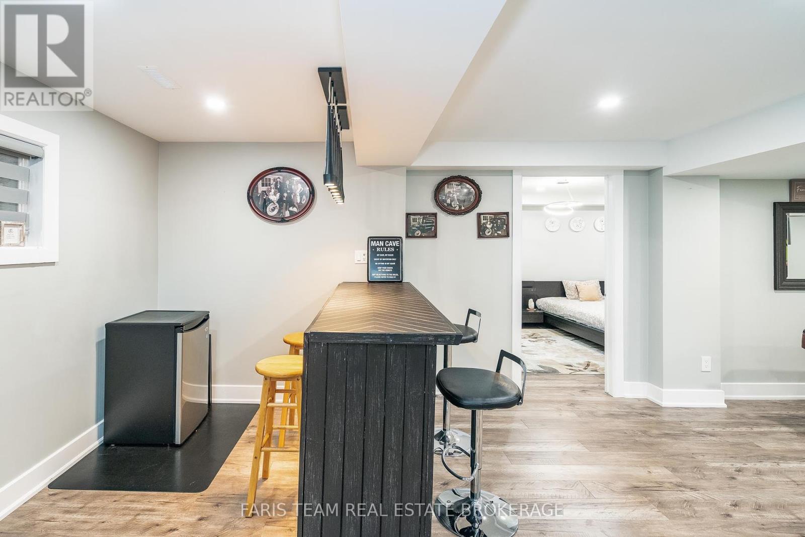 64 Royal Beech Drive, Wasaga Beach, Ontario  L9Z 1H3 - Photo 21 - S12268511