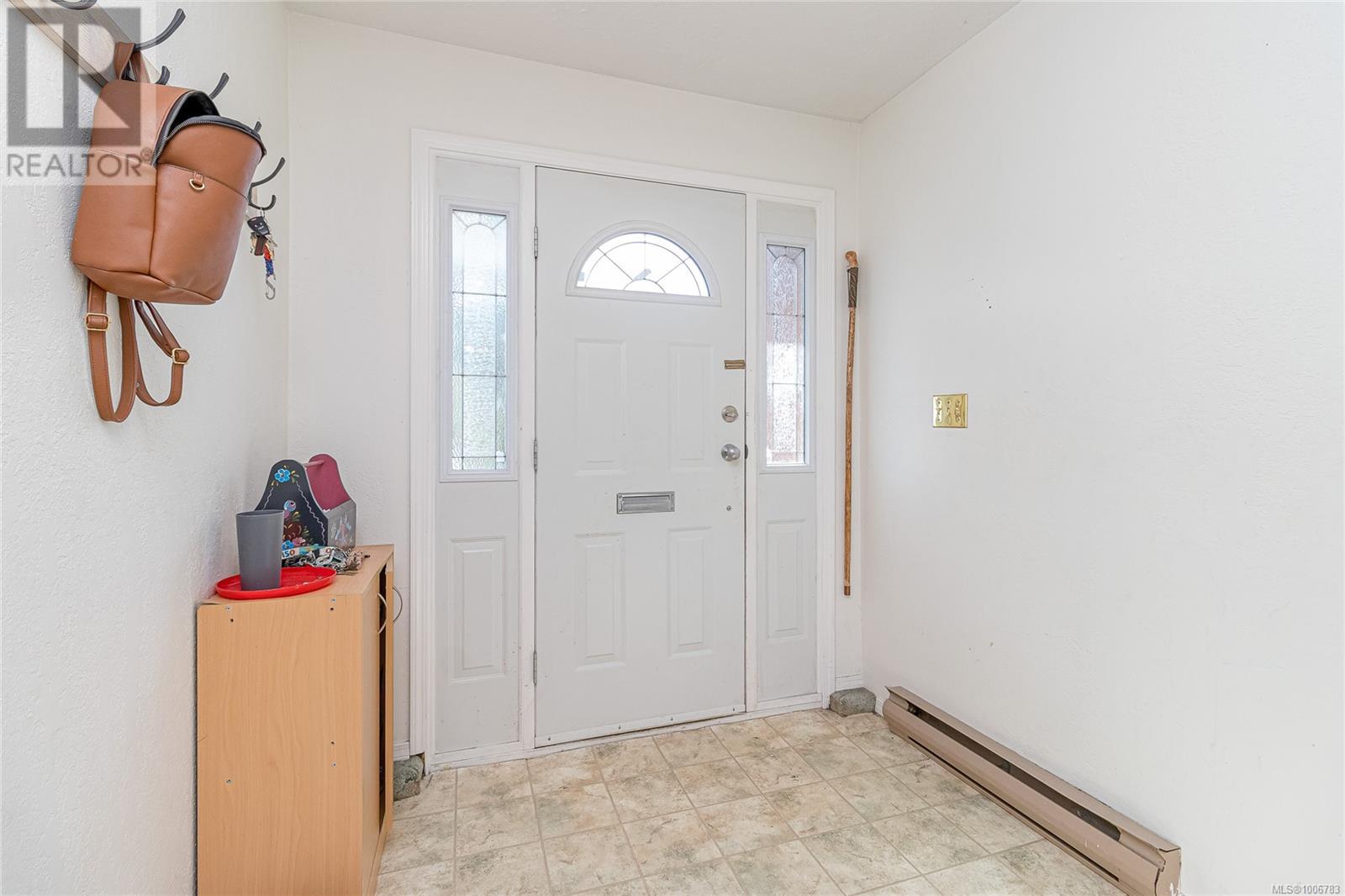 Property at 6164 Somenos Rd image 4
