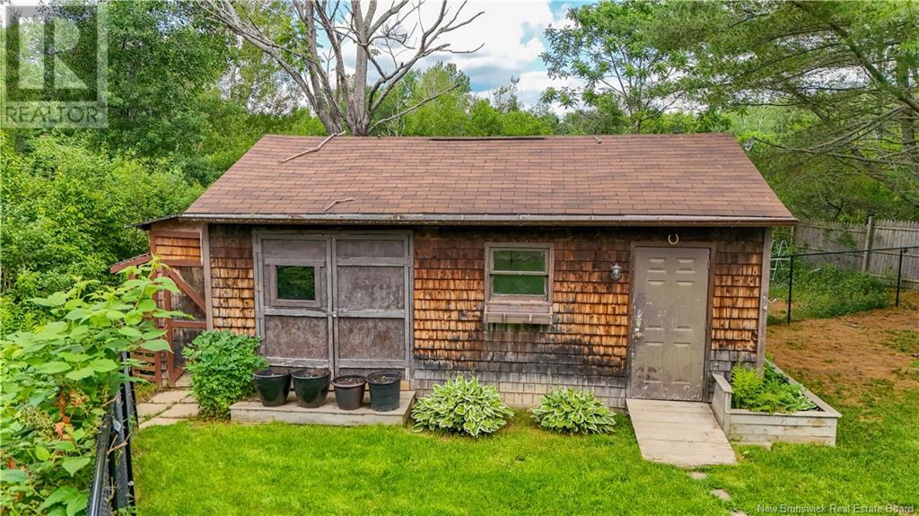 Property at 661 Riverside Drive image 2
