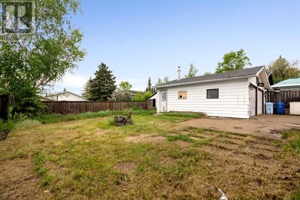 Property at 105 Simpson Way image 3