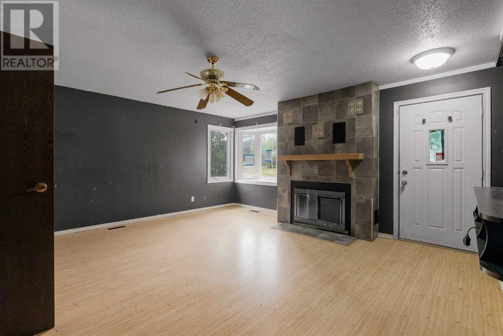 Property at 105 Simpson Way image 5