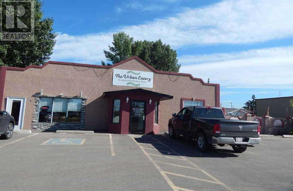 837 E Centre Street, Carstairs, Alberta  T0M 0N0 - Photo 1 - A2236036