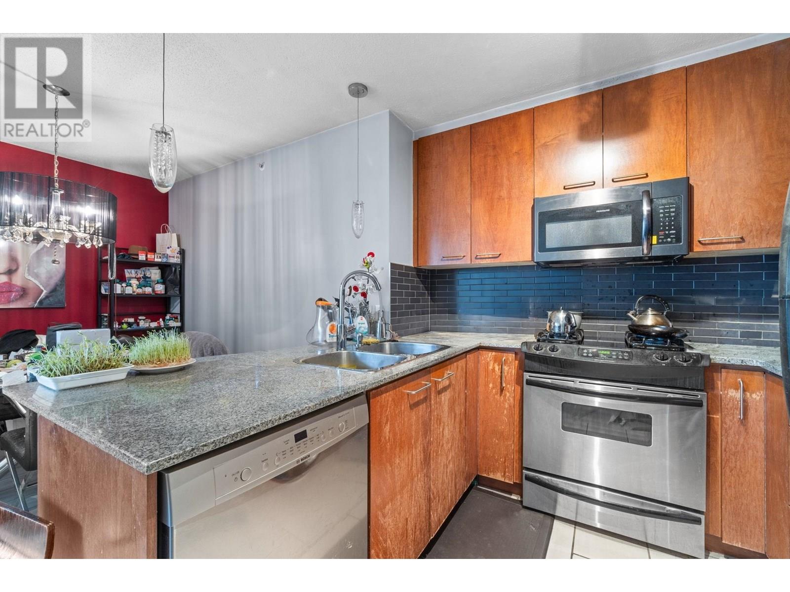 111 8480 Granville Avenue, Richmond, British Columbia  V6Y 4E8 - Photo 6 - R3024359