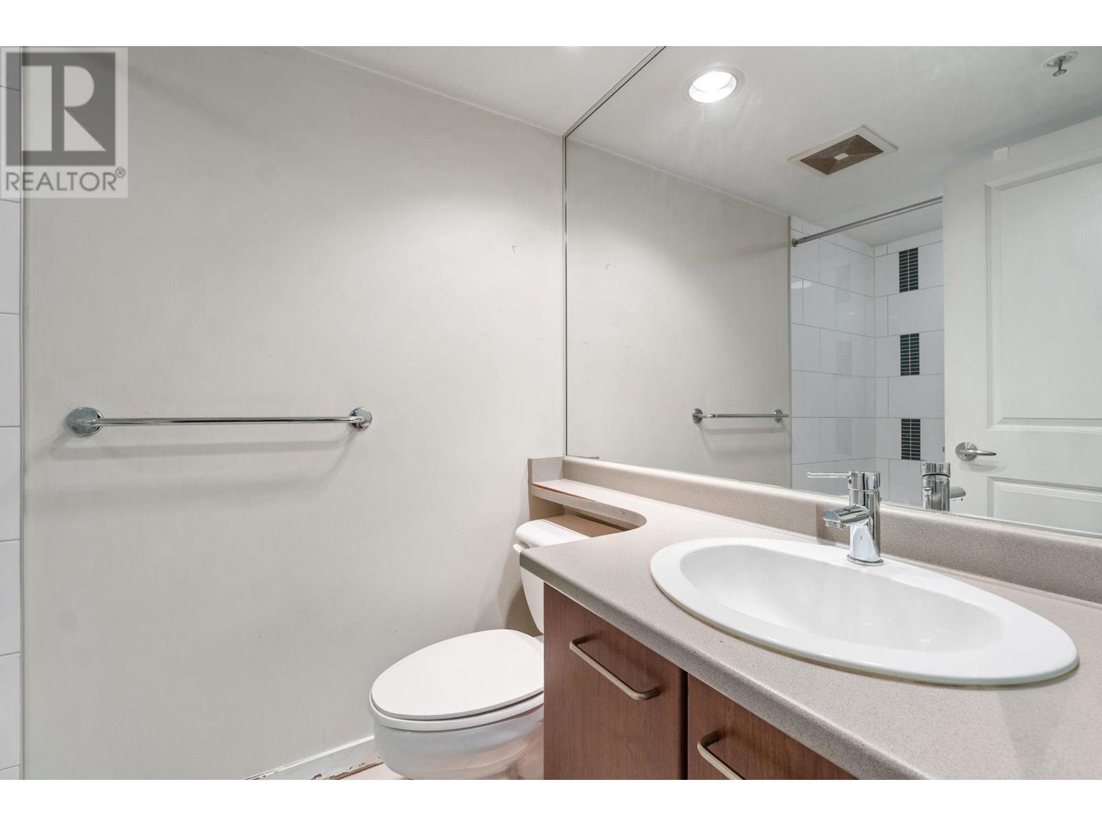 111 8480 Granville Avenue, Richmond, British Columbia  V6Y 4E8 - Photo 14 - R3024359