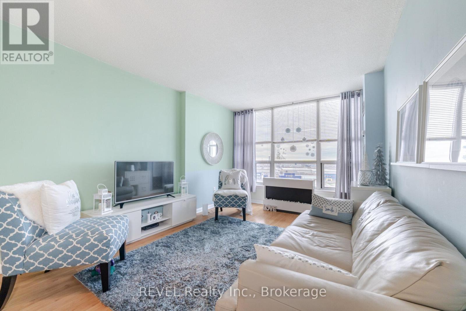 803 - 12 Laurelcrest Street, Brampton, Ontario  L6S 5Y4 - Photo 11 - W12271196
