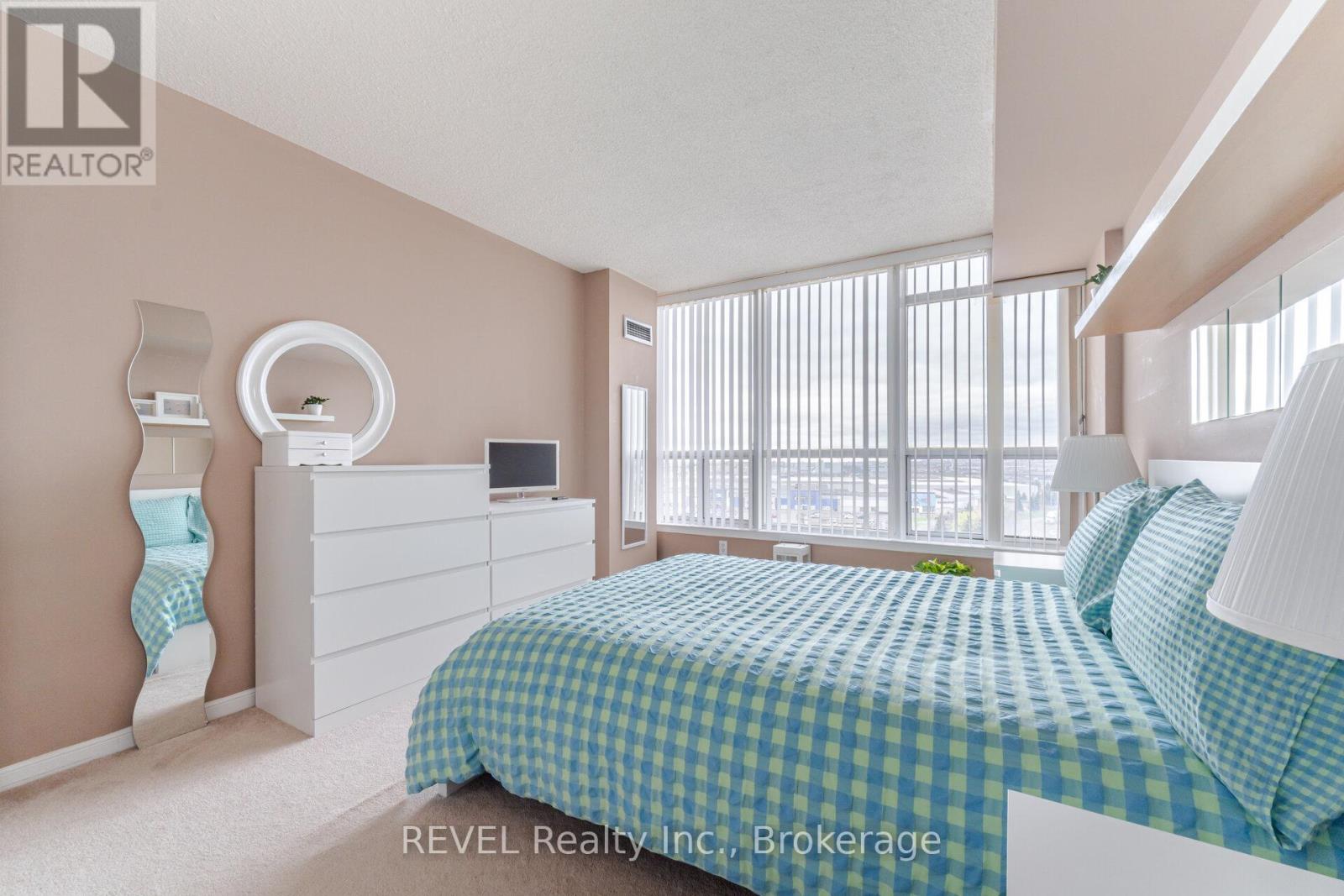 803 - 12 Laurelcrest Street, Brampton, Ontario  L6S 5Y4 - Photo 21 - W12271196