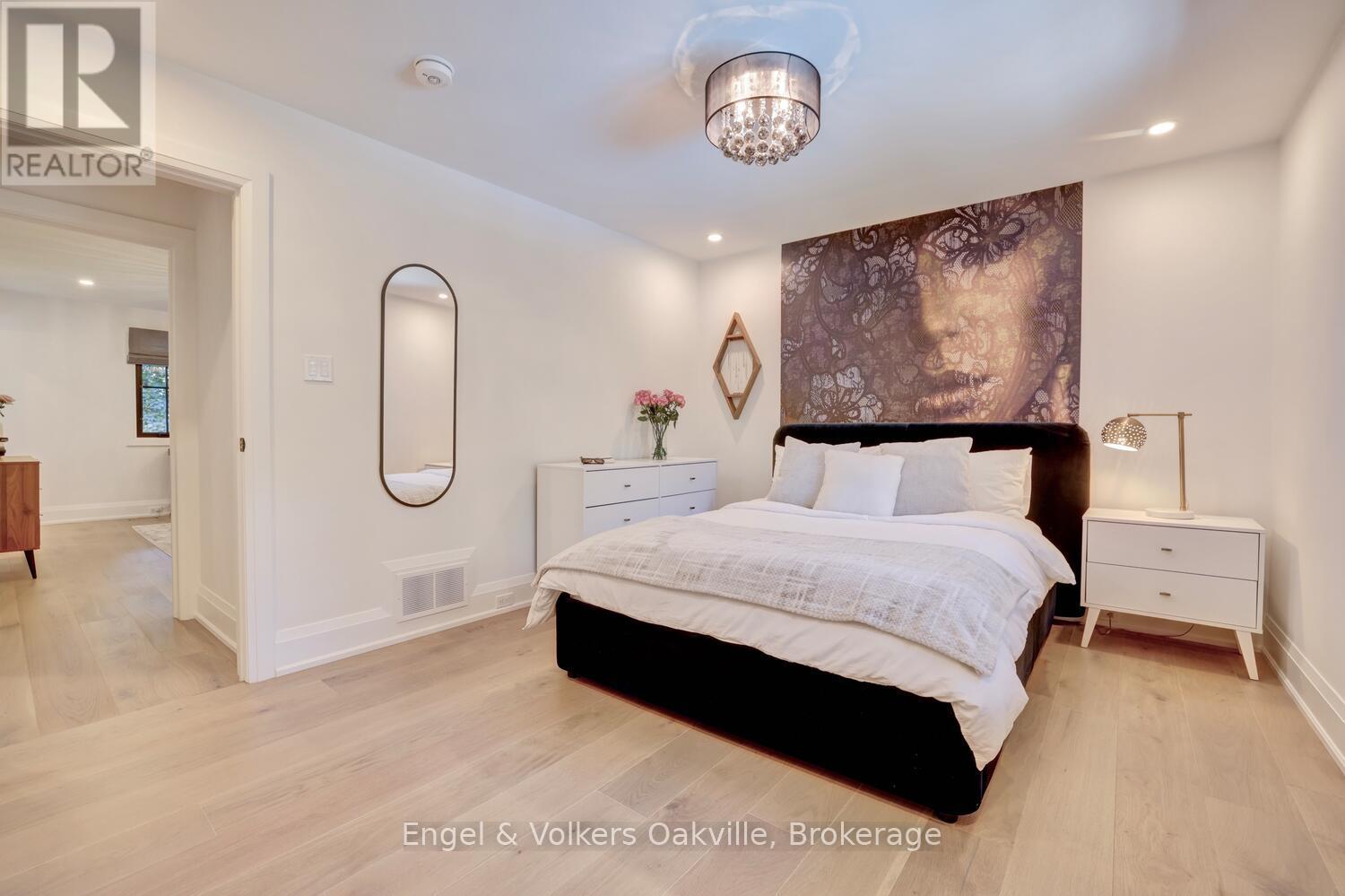 169 Wilder Drive, Oakville, Ontario  L6L 5G2 - Photo 23 - W12271177