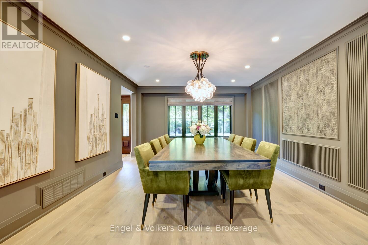 169 Wilder Drive, Oakville, Ontario  L6L 5G2 - Photo 6 - W12271177