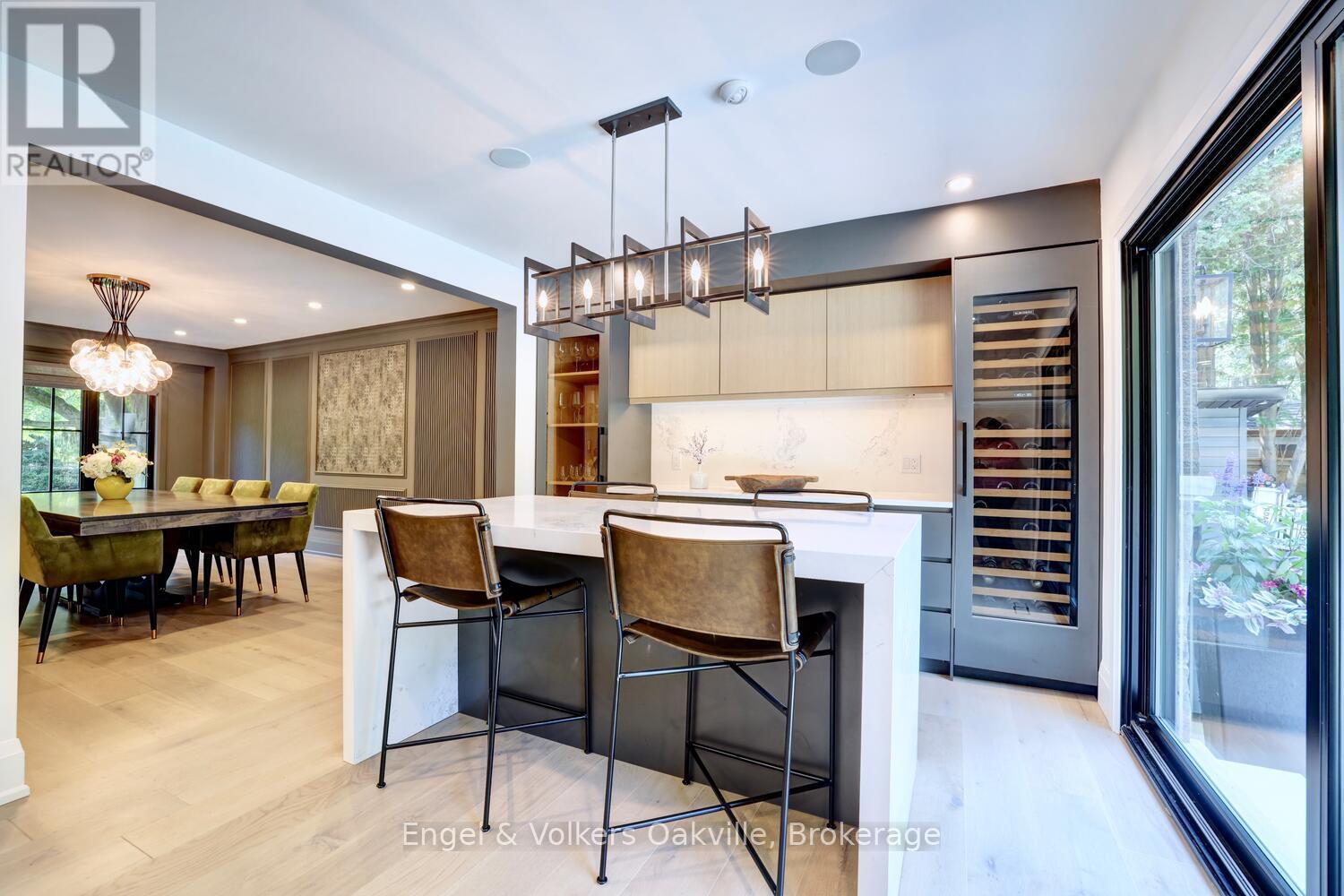 169 Wilder Drive, Oakville, Ontario  L6L 5G2 - Photo 8 - W12271177