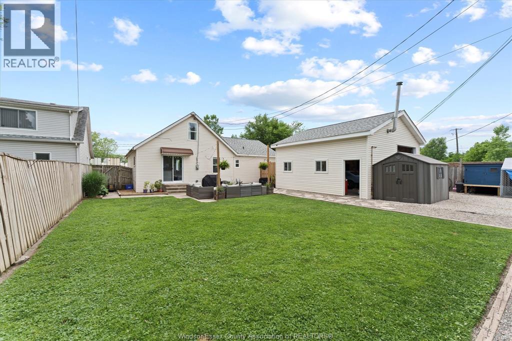 2186 Janette, Windsor, Ontario  N8X 1Z8 - Photo 2 - 25016762