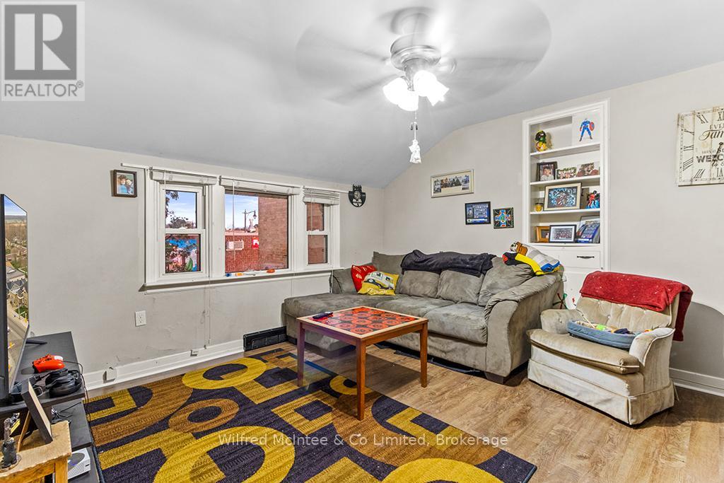 4 Elora Street N, Minto, Ontario  N0G 1Z0 - Photo 35 - X12271097