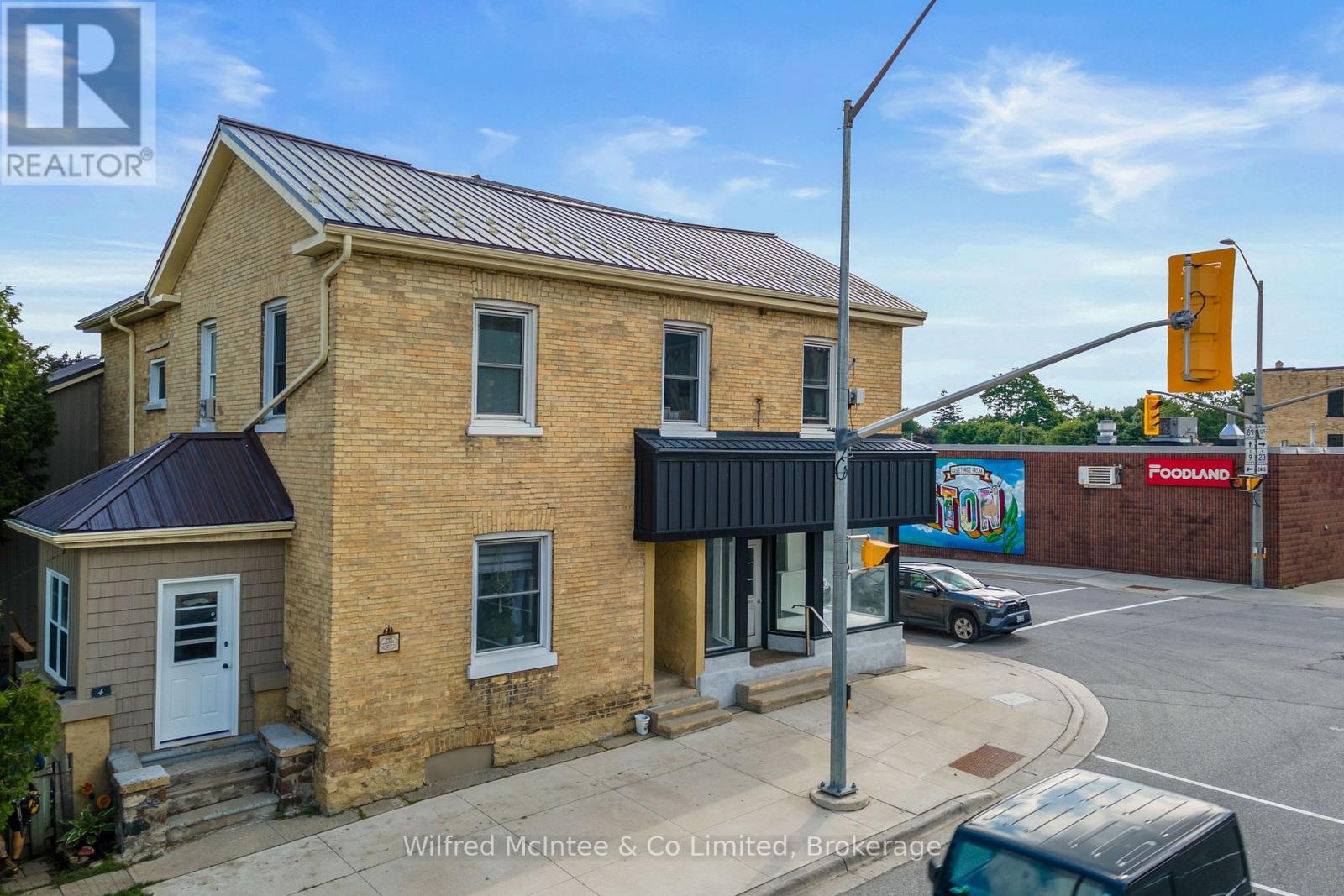4 Elora Street N, Minto, Ontario  N0G 1Z0 - Photo 4 - X12271097