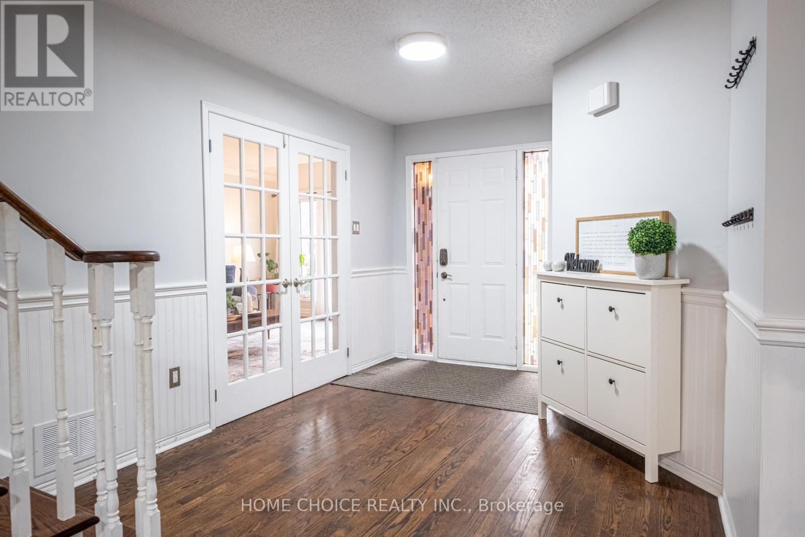 Property at 27 DONCASTER CRESCENT image 3