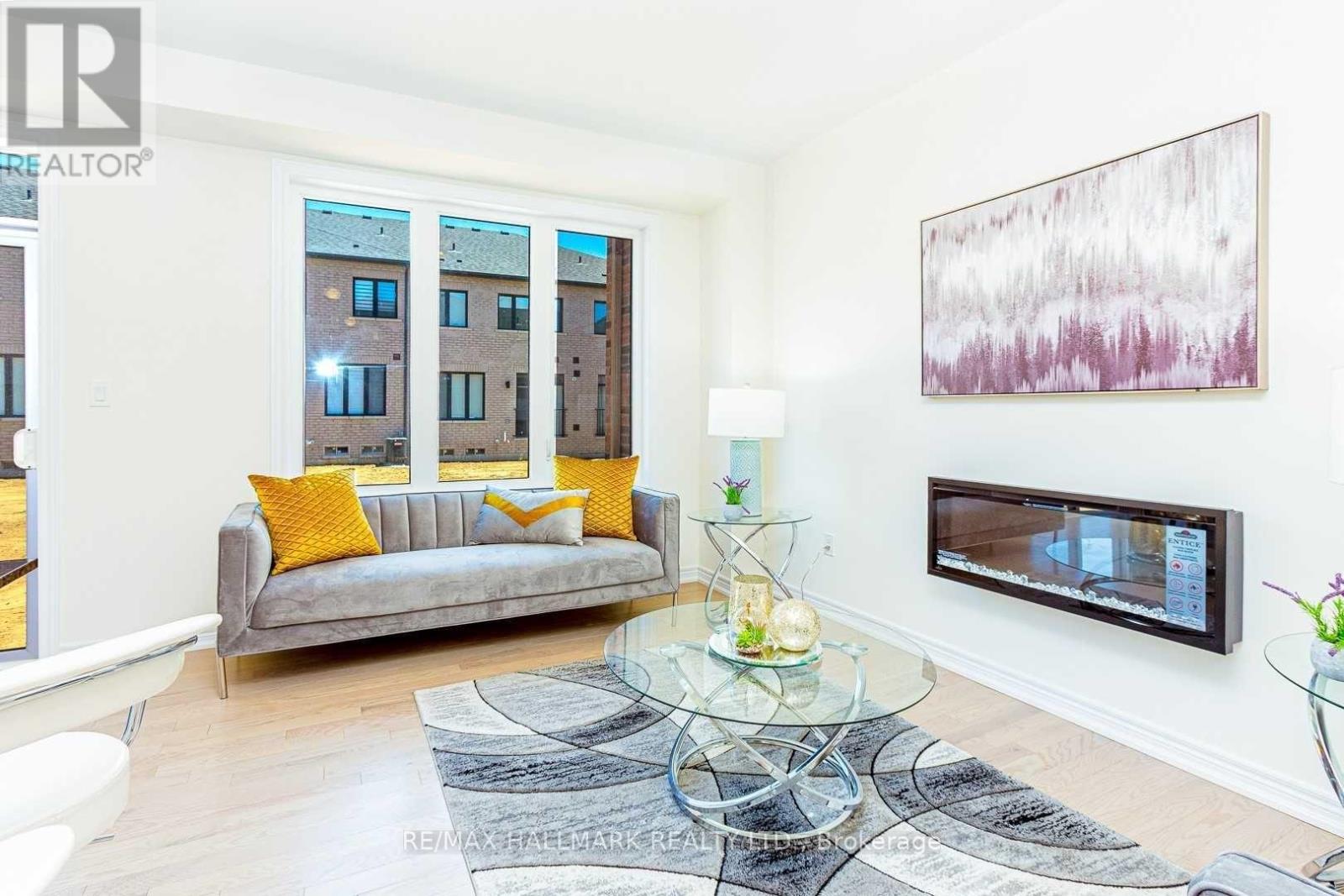 Property at 581 BARONS STREET image 4