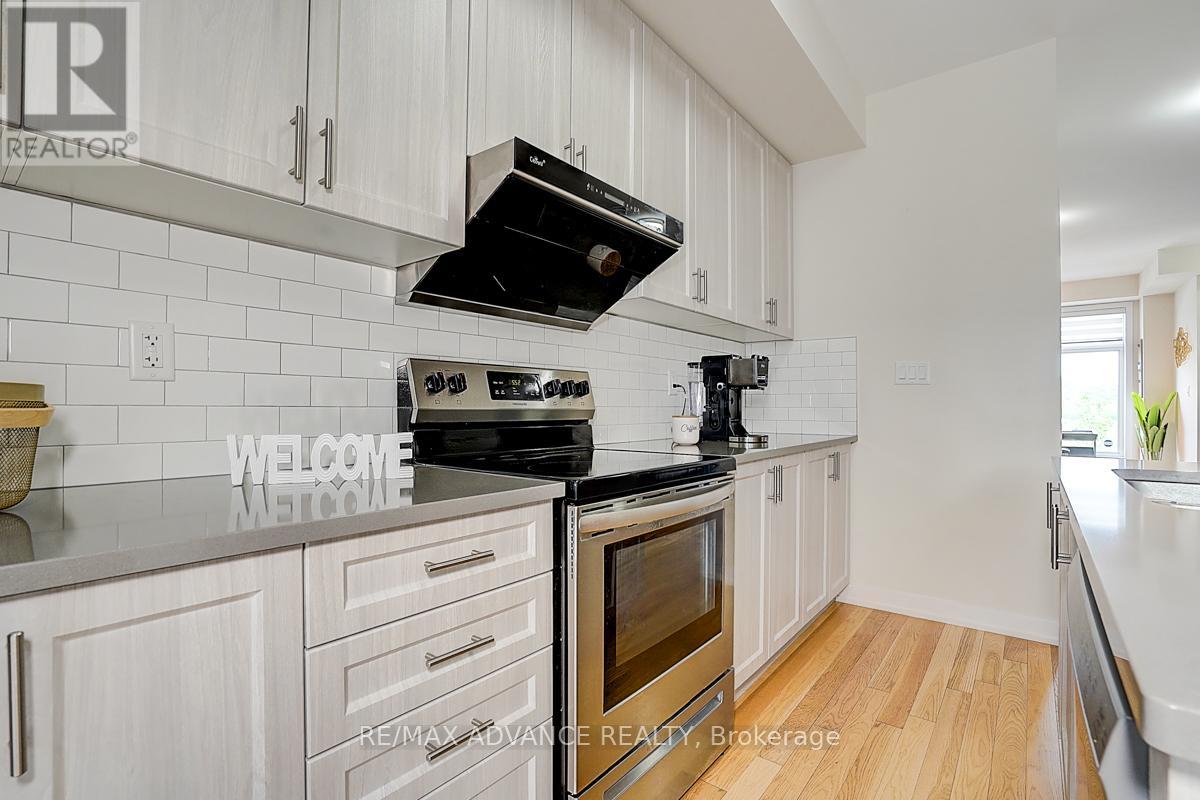 2170 Donald Cousens Parkway, Markham (Cornell), Ontario  L6B 1N9 - Photo 12 - N12271012