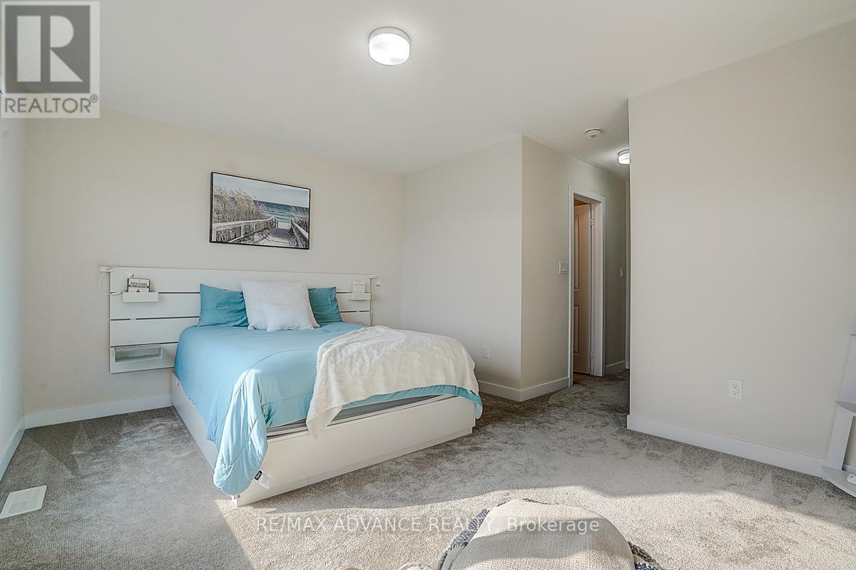 2170 Donald Cousens Parkway, Markham (Cornell), Ontario  L6B 1N9 - Photo 27 - N12271012