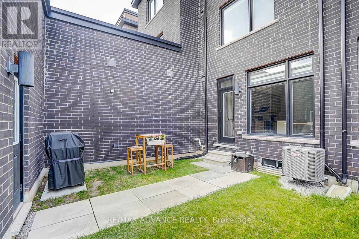 2170 Donald Cousens Parkway, Markham (Cornell), Ontario  L6B 1N9 - Photo 33 - N12271012