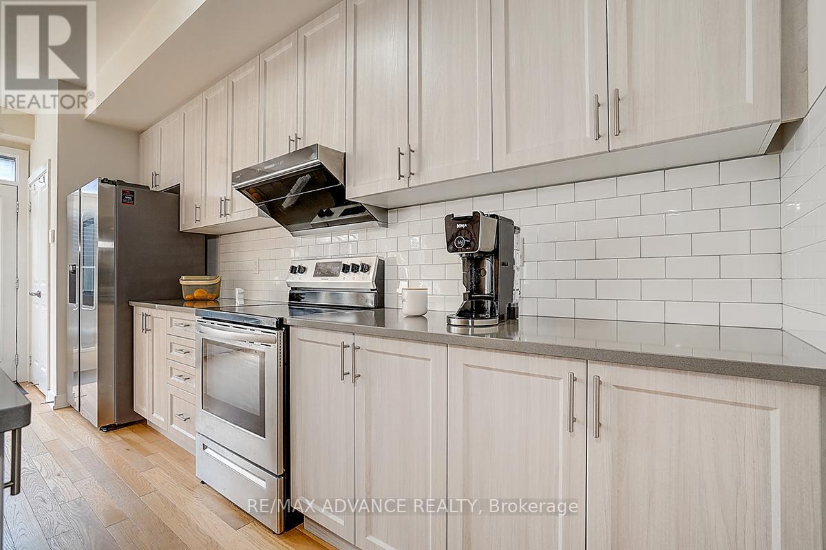 2170 Donald Cousens Parkway, Markham (Cornell), Ontario  L6B 1N9 - Photo 8 - N12271012