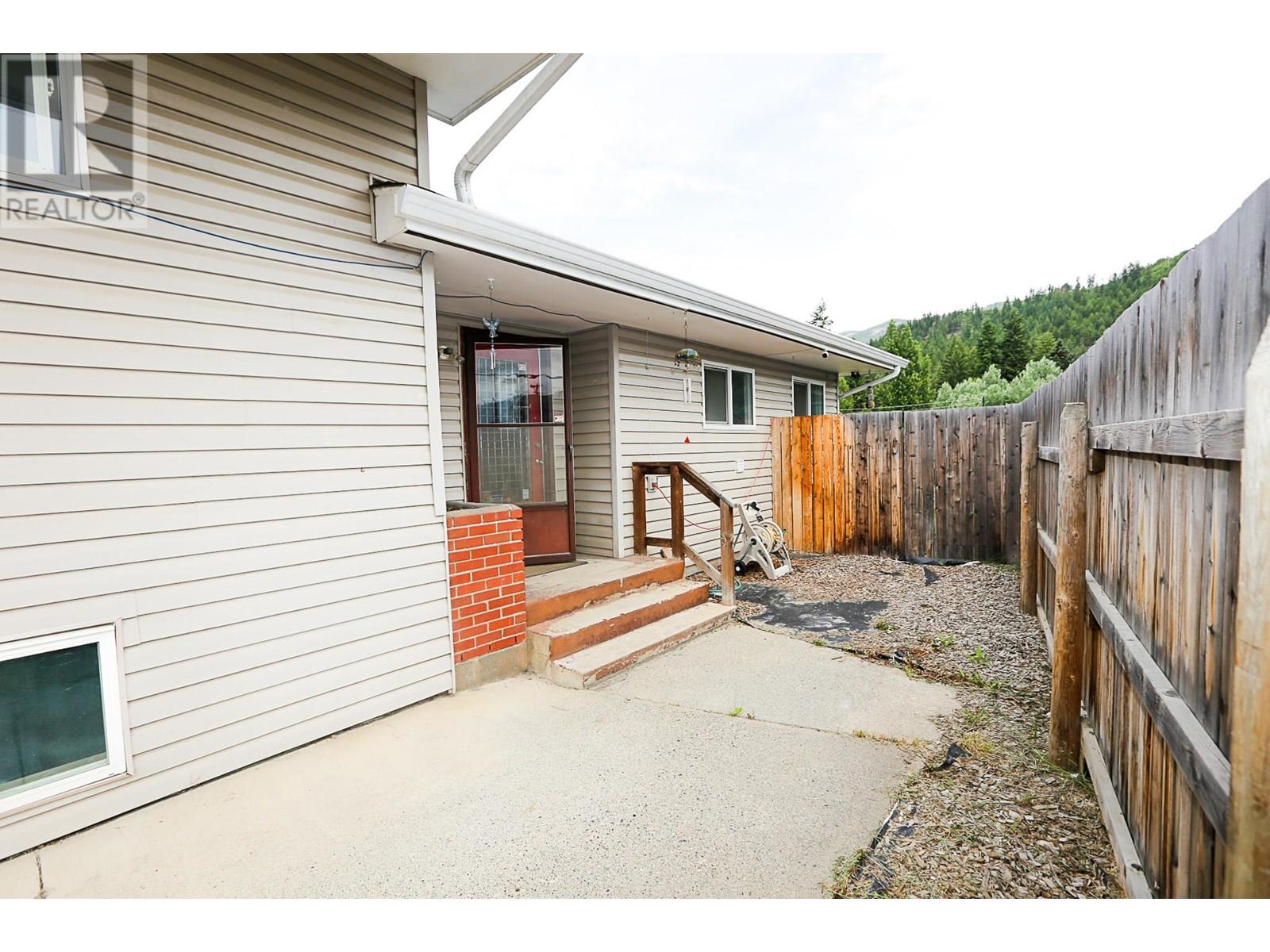 4614 BARRIERE TOWN Road, Barriere, British Columbia