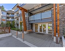 204 19935 75A AVENUE, Langley, British Columbia