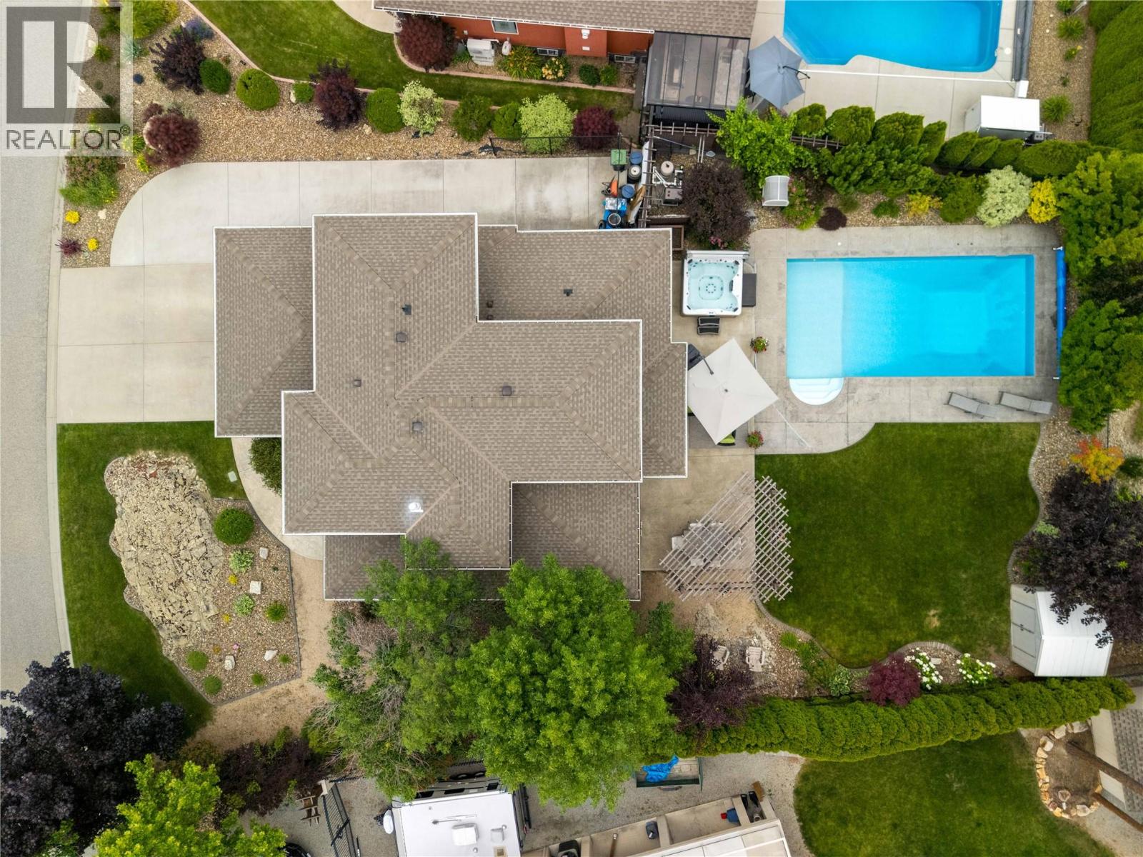 2464 Selkirk Drive, Kelowna, British Columbia  V1V 2R7 - Photo 47 - 10353721