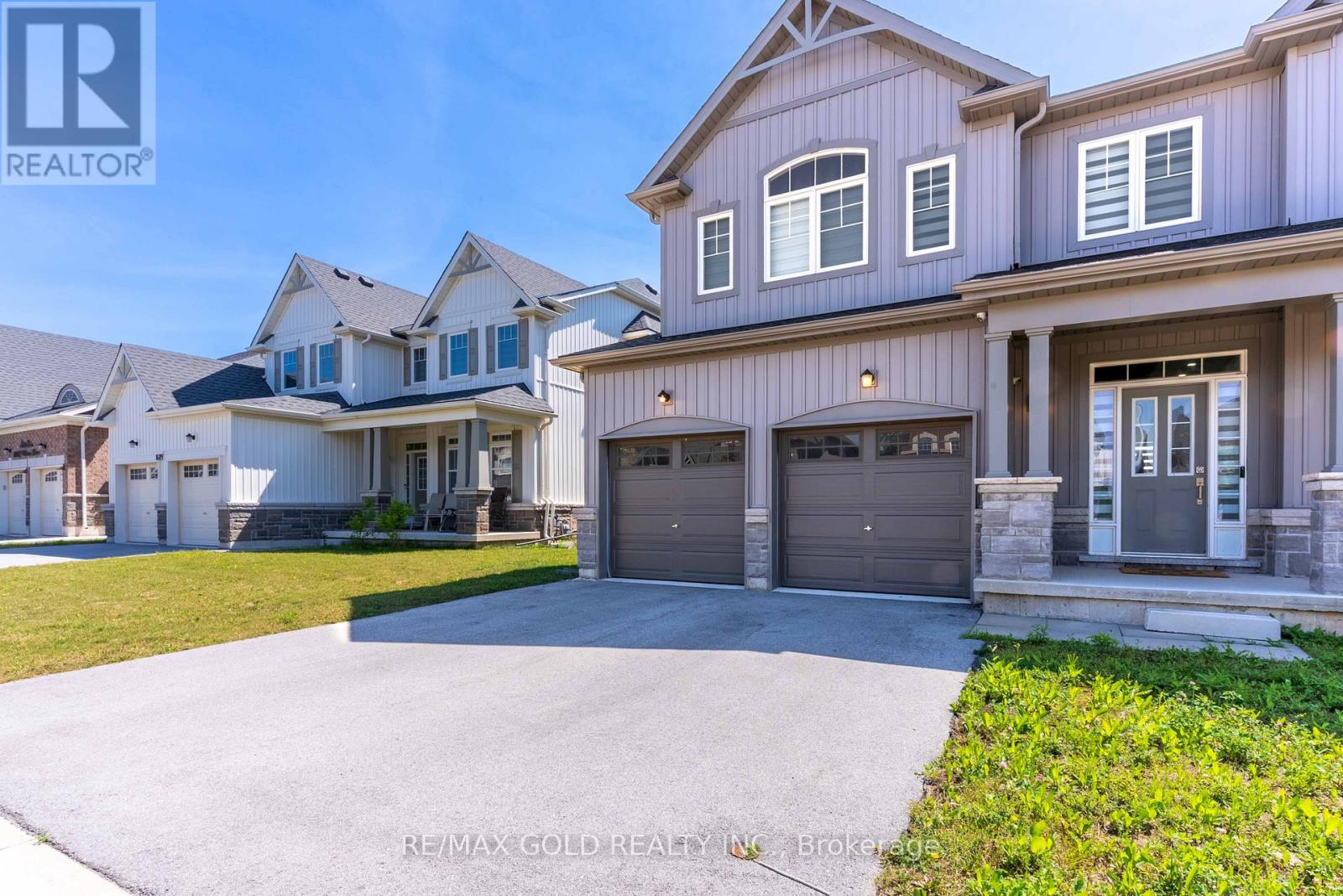 1615 Marina Drive, Fort Erie, Ontario  L2A 5P2 - Photo 3 - X12270983