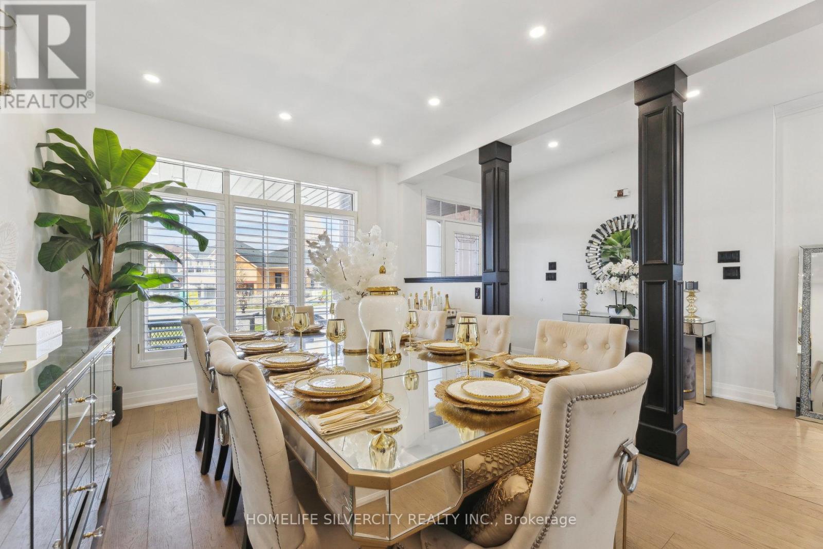 Property at 579 FAYWOOD CRESCENT image 4