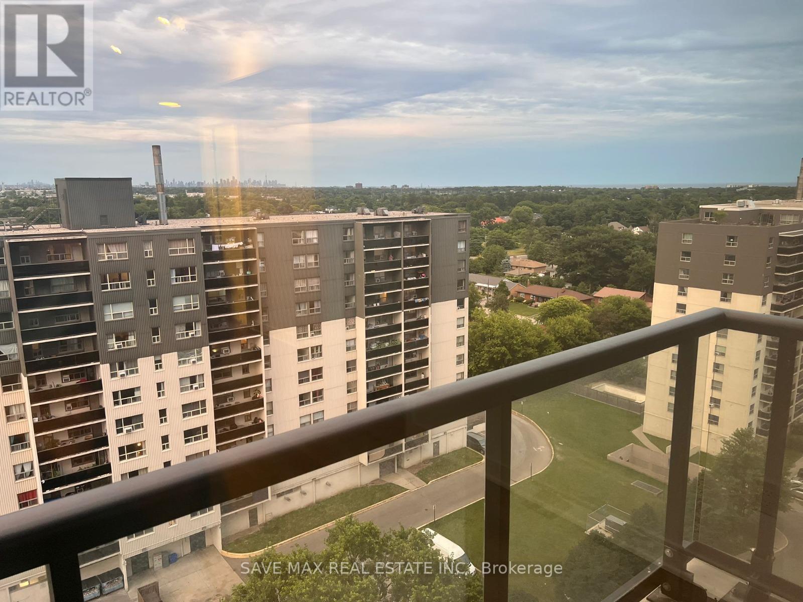 1206 - 86 Dundas Street E, Mississauga, Ontario  L5A 0B1 - Photo 5 - W12271094