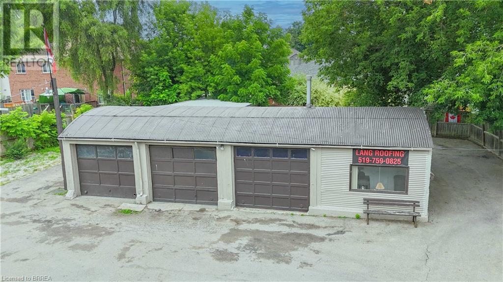 83 Walnut Street, Brantford, Ontario  N3T 1H3 - Photo 2 - 40748837