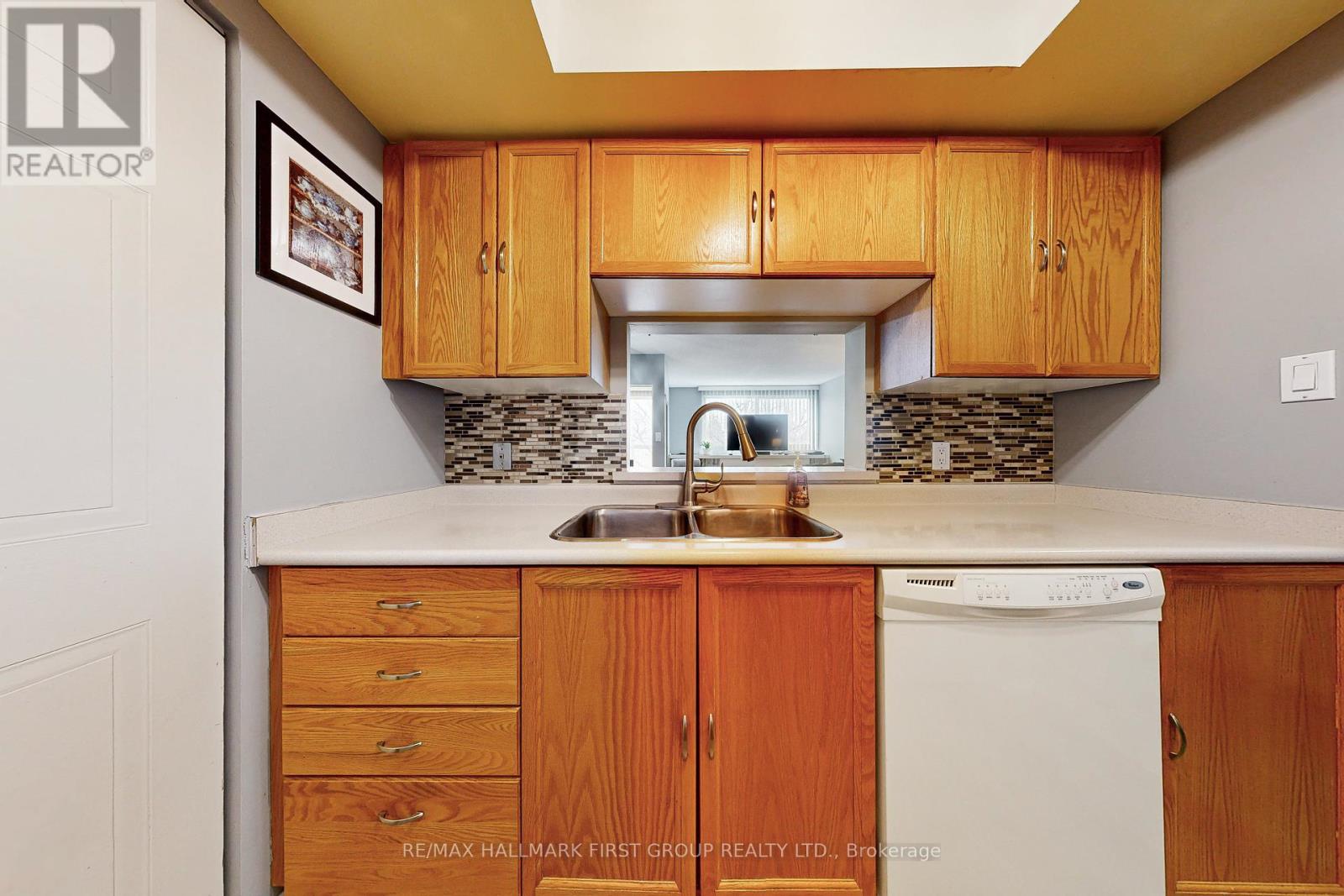 218 - 8351 Mclaughlin Road S, Brampton, Ontario  L6Y 4H8 - Photo 10 - W12271203