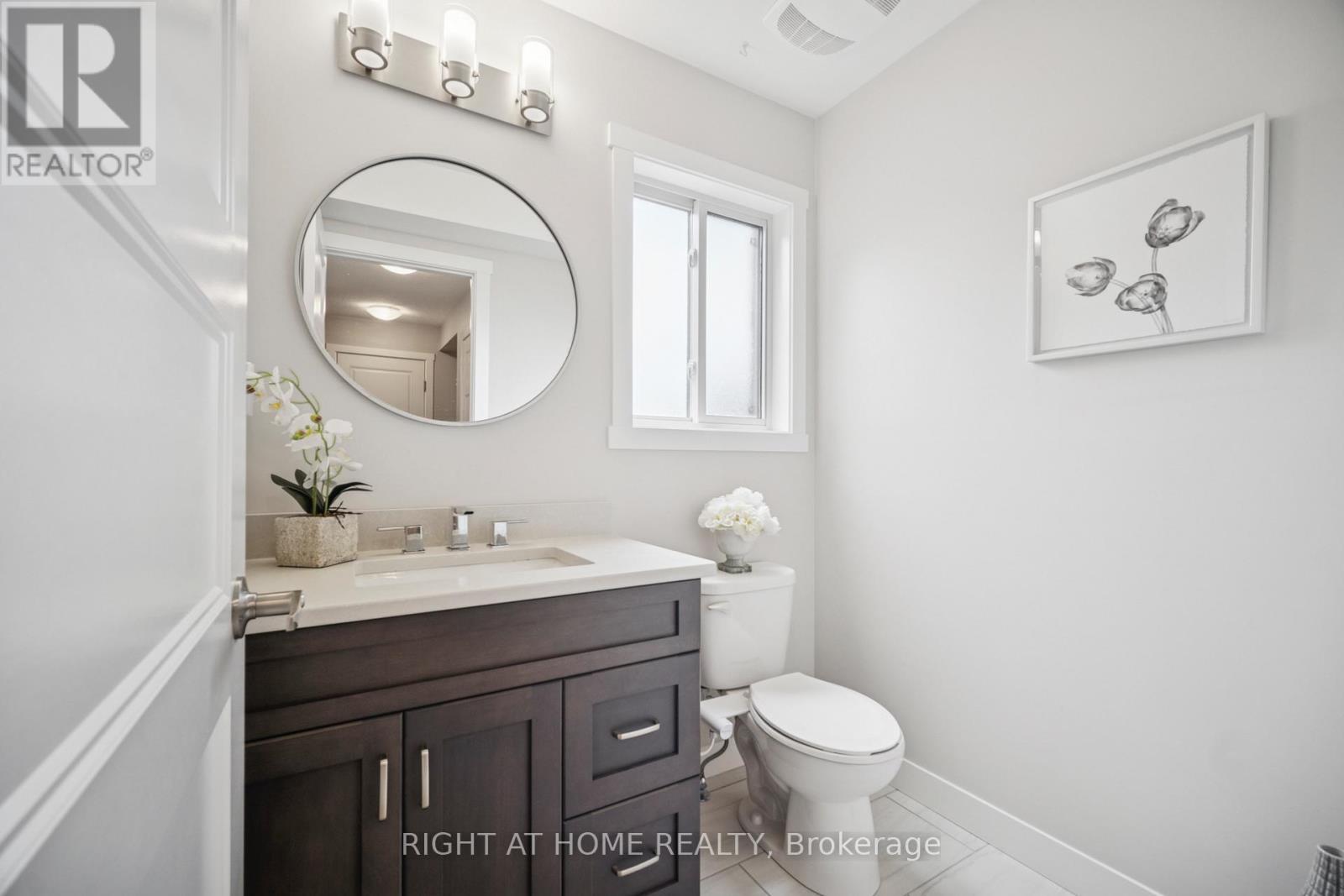 24 Oakmont Street, St. Thomas, Ontario  N5R 0G3 - Photo 18 - X12271085
