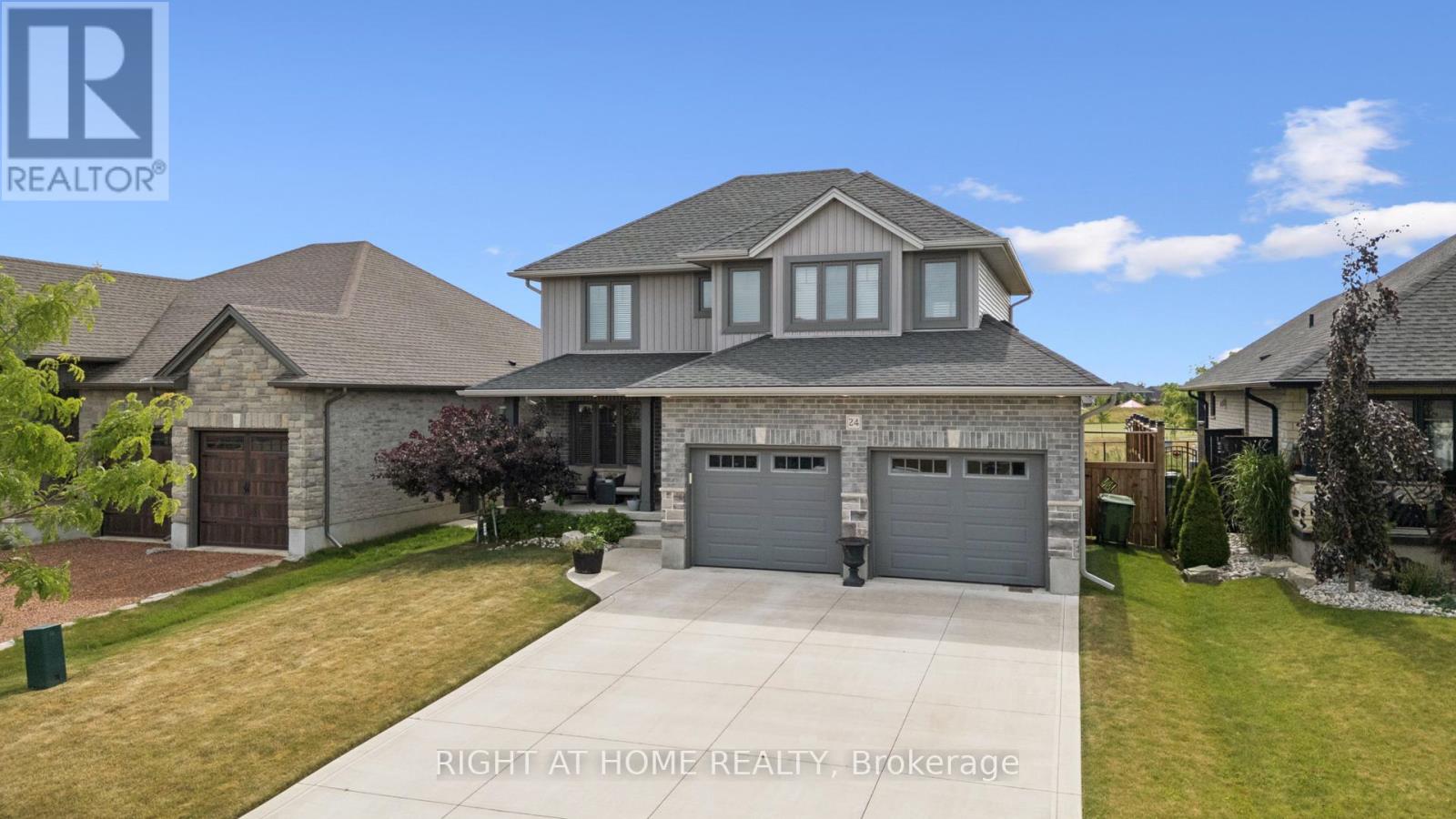 24 Oakmont Street, St. Thomas, Ontario  N5R 0G3 - Photo 2 - X12271085