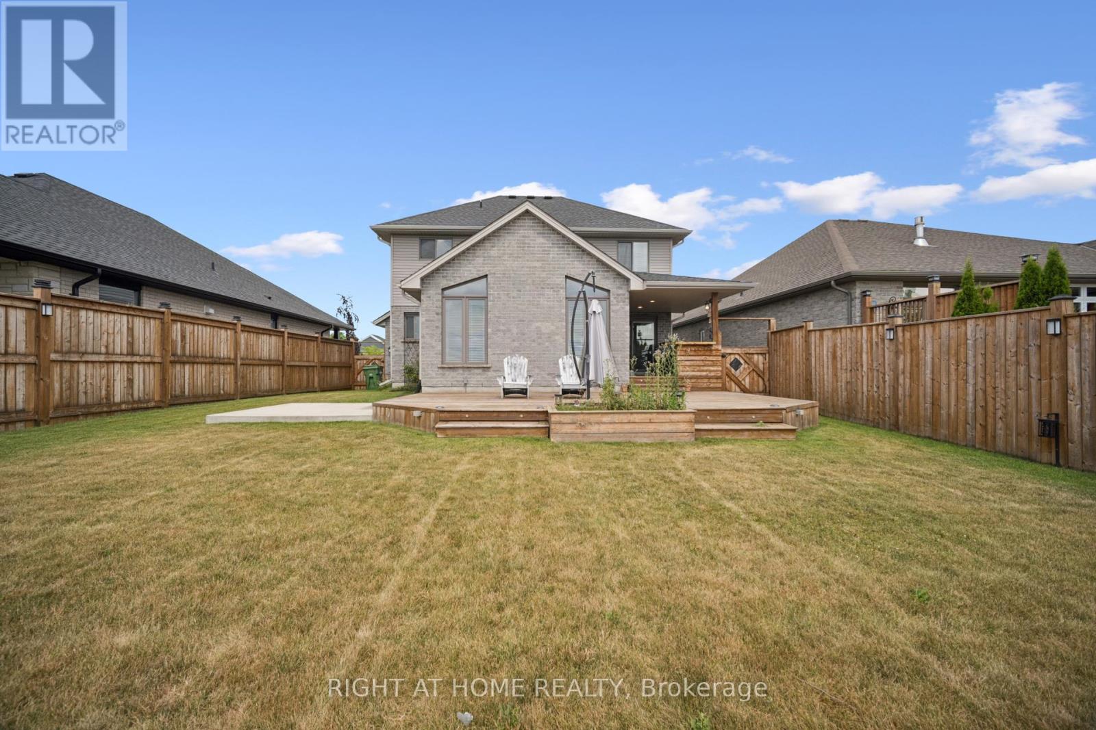 24 Oakmont Street, St. Thomas, Ontario  N5R 0G3 - Photo 41 - X12271085
