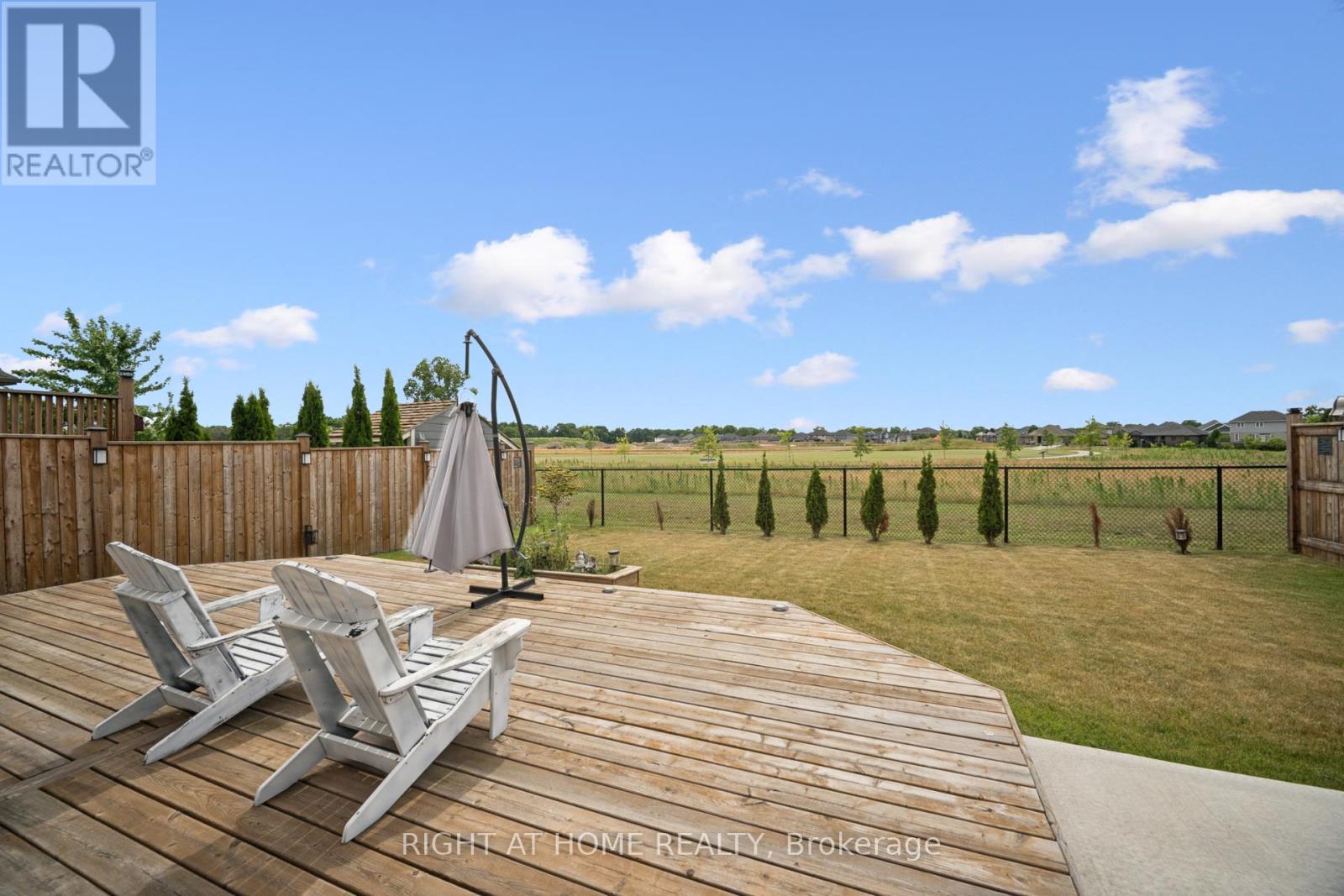 24 Oakmont Street, St. Thomas, Ontario  N5R 0G3 - Photo 44 - X12271085