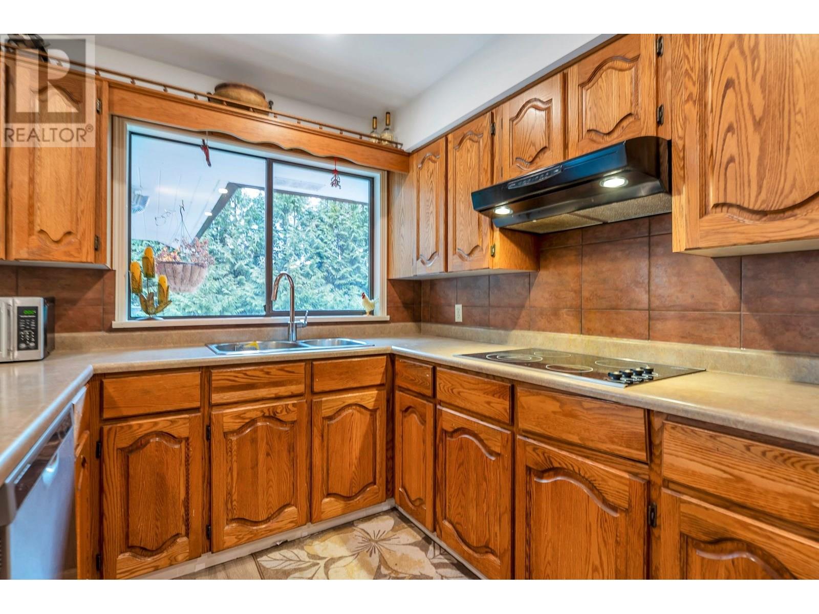 3775 Lincoln Avenue, Coquitlam, British Columbia  V3E 3H8 - Photo 23 - R3024493