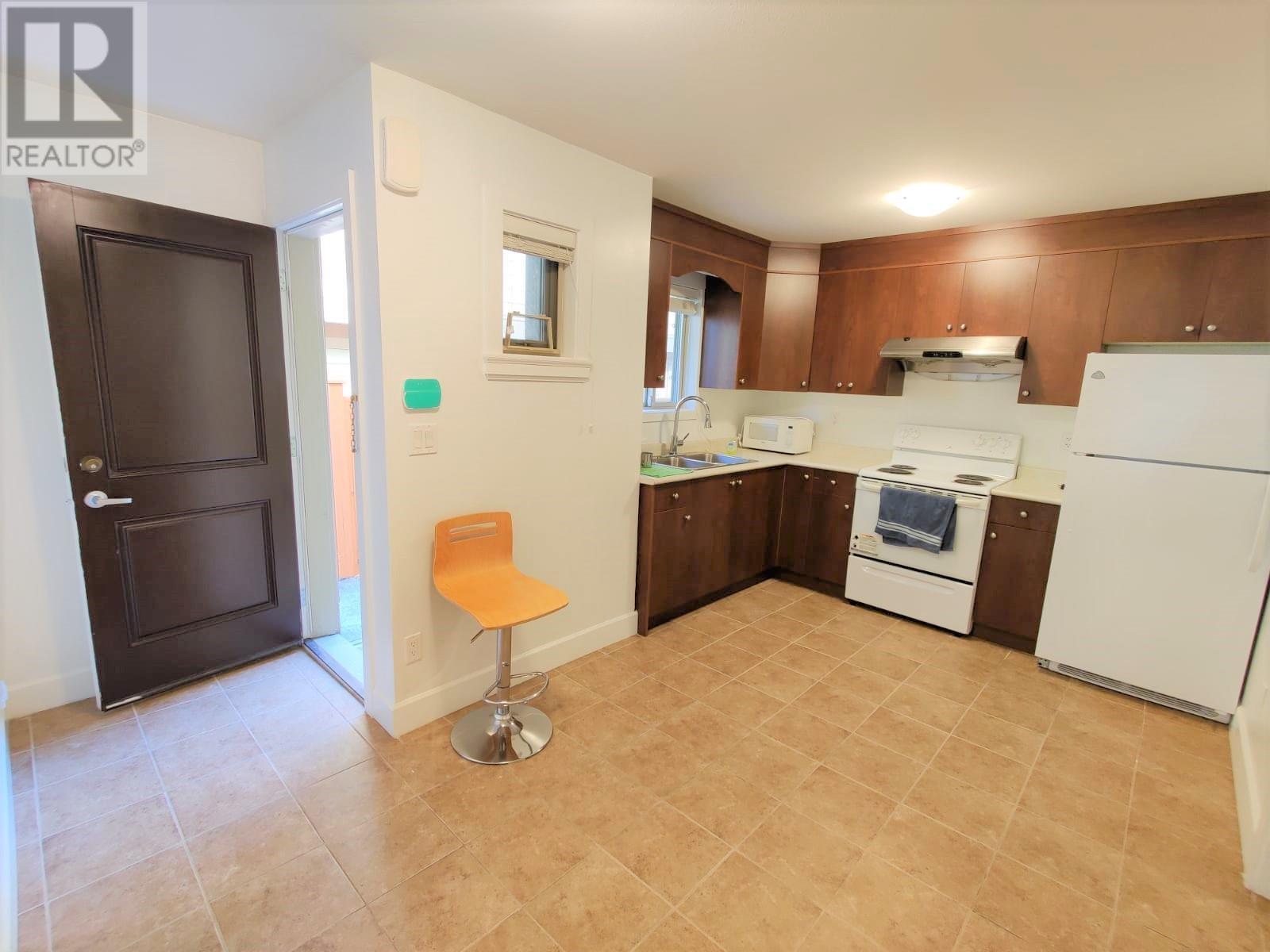 Garden 5973 Woodsworth Street, Burnaby, British Columbia  V5G 1S9 - Photo 3 - R3024556