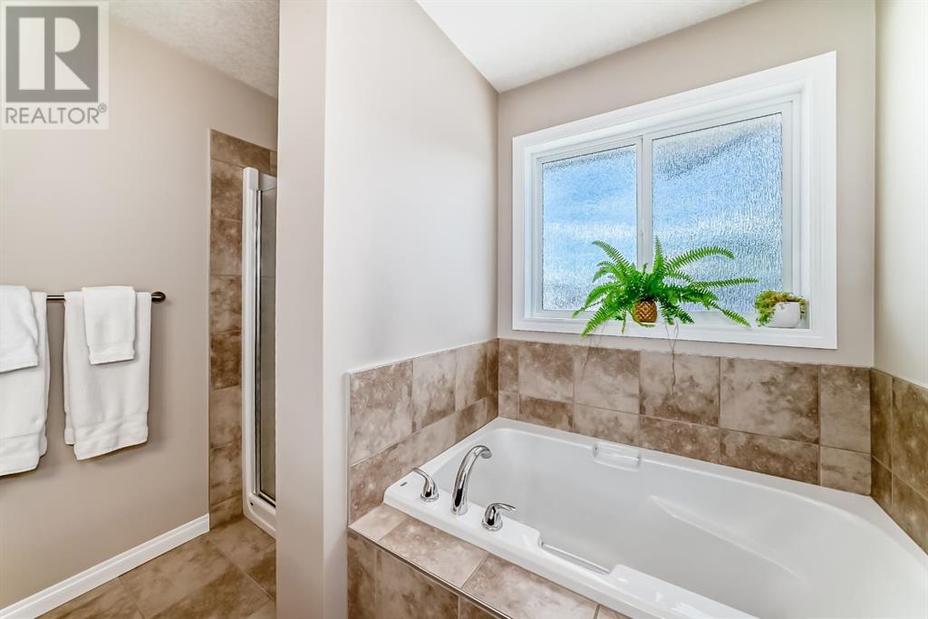96 Sunrise Terrace, Cochrane, Alberta  T4C 0V3 - Photo 23 - A2236367