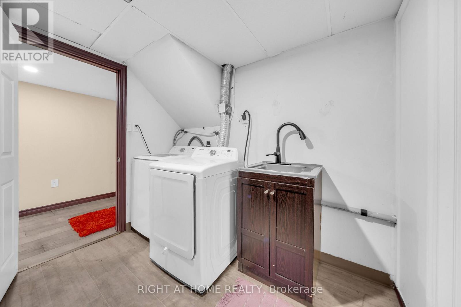7651 Swan Street, Niagara Falls, Ontario  L2H 2R1 - Photo 21 - X12264417