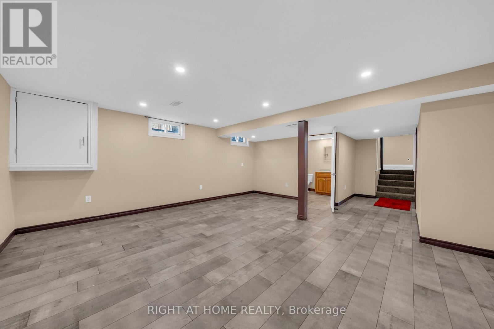 7651 Swan Street, Niagara Falls, Ontario  L2H 2R1 - Photo 24 - X12264417