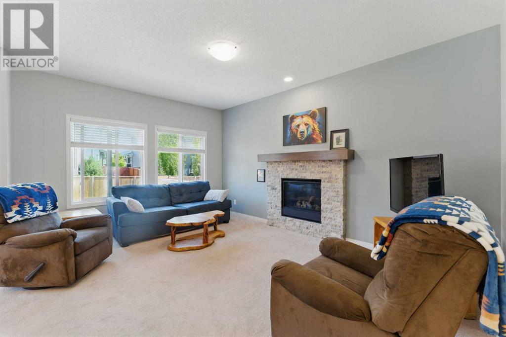 Property at 26 Mount Rae Ridge image 4