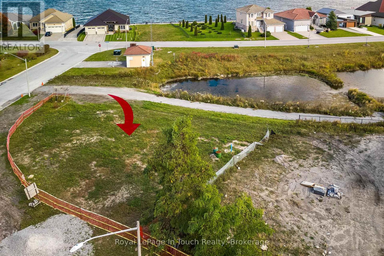 517 Taylor Drive, Midland, Ontario  L4R 5L9 - Photo 5 - S12259070
