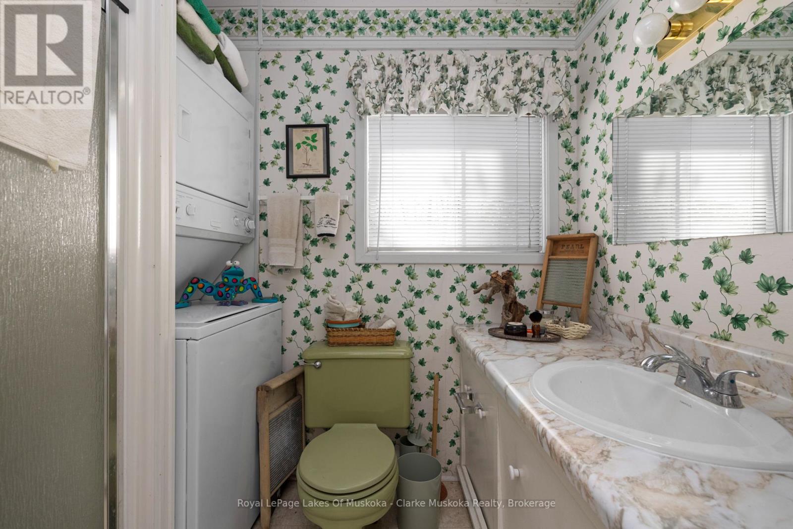 185 Woodland Trail, Georgian Bay, Ontario  L0K 1S0 - Photo 15 - S12221314