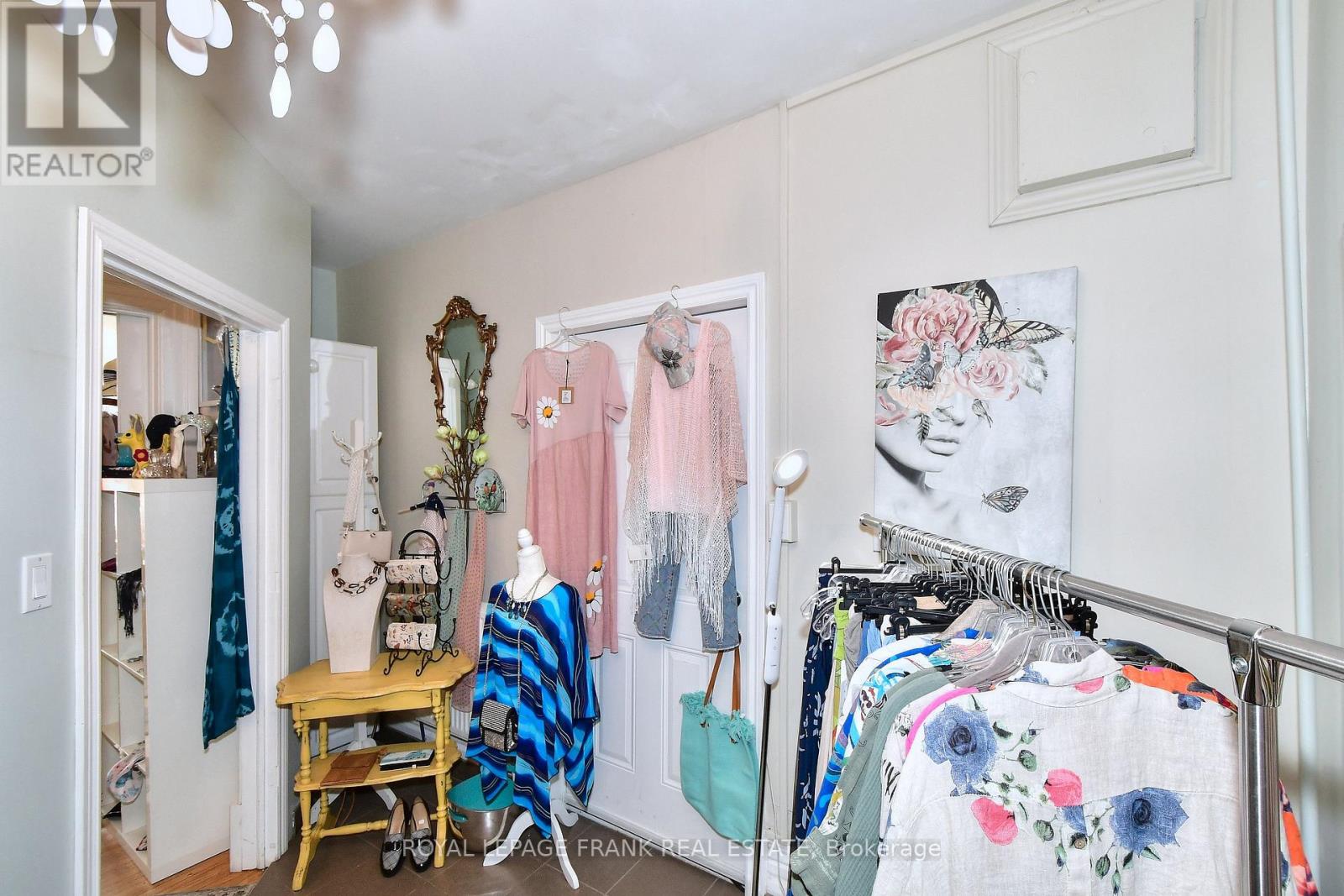 60 Queen Street, Selwyn, Ontario  K0L 2H0 - Photo 15 - X12271297