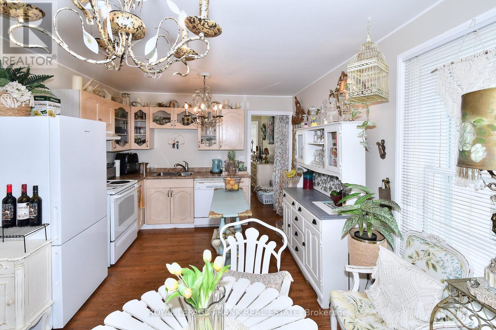 60 Queen Street, Selwyn, Ontario  K0L 2H0 - Photo 22 - X12271297