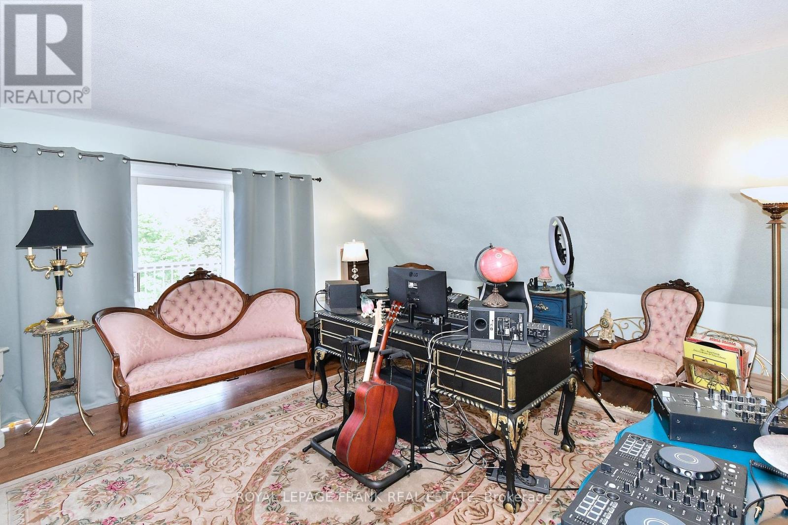 60 Queen Street, Selwyn, Ontario  K0L 2H0 - Photo 37 - X12271297