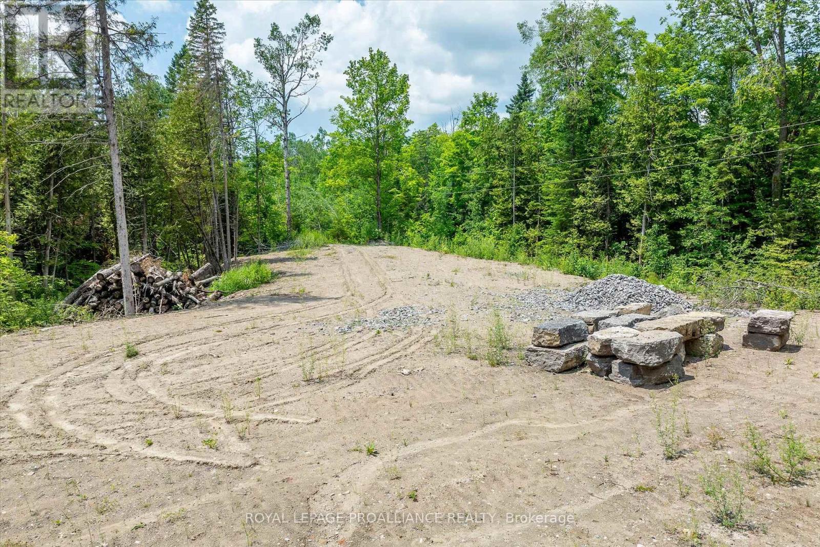 0 Pearce Road, Kawartha Lakes, Ontario  K0M 2B0 - Photo 31 - X12271311