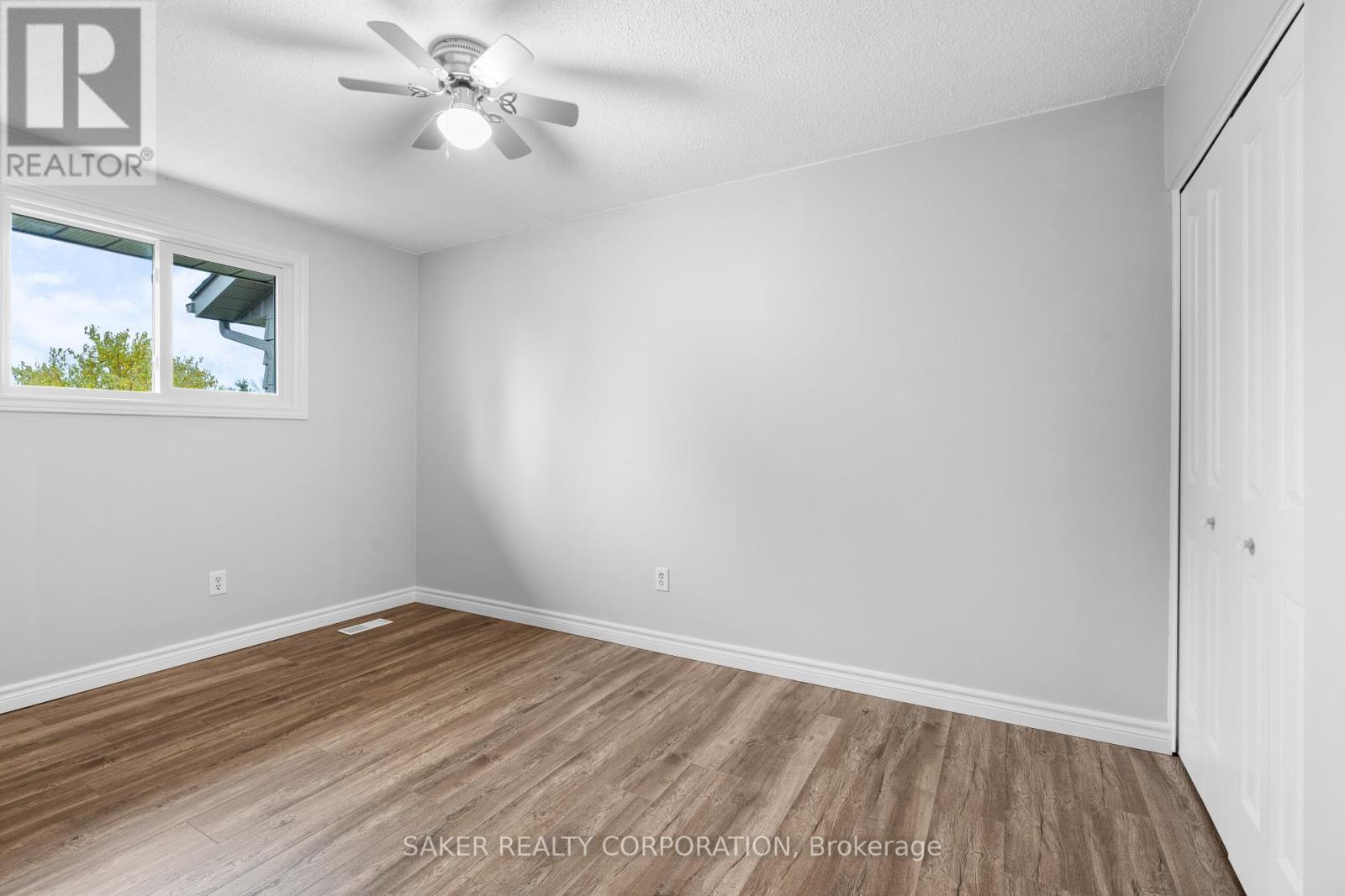138 Simcoe Street, South Huron, Ontario  N0M 1S1 - Photo 32 - X12271308