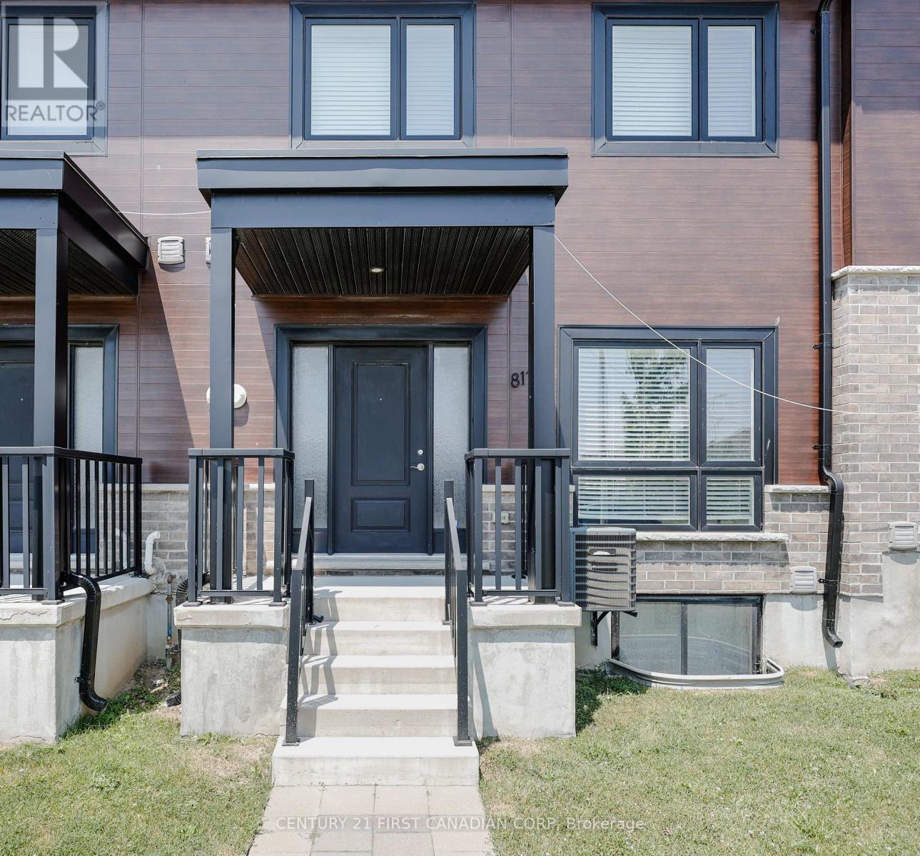 Property at 817 SARNIA ROAD image 3