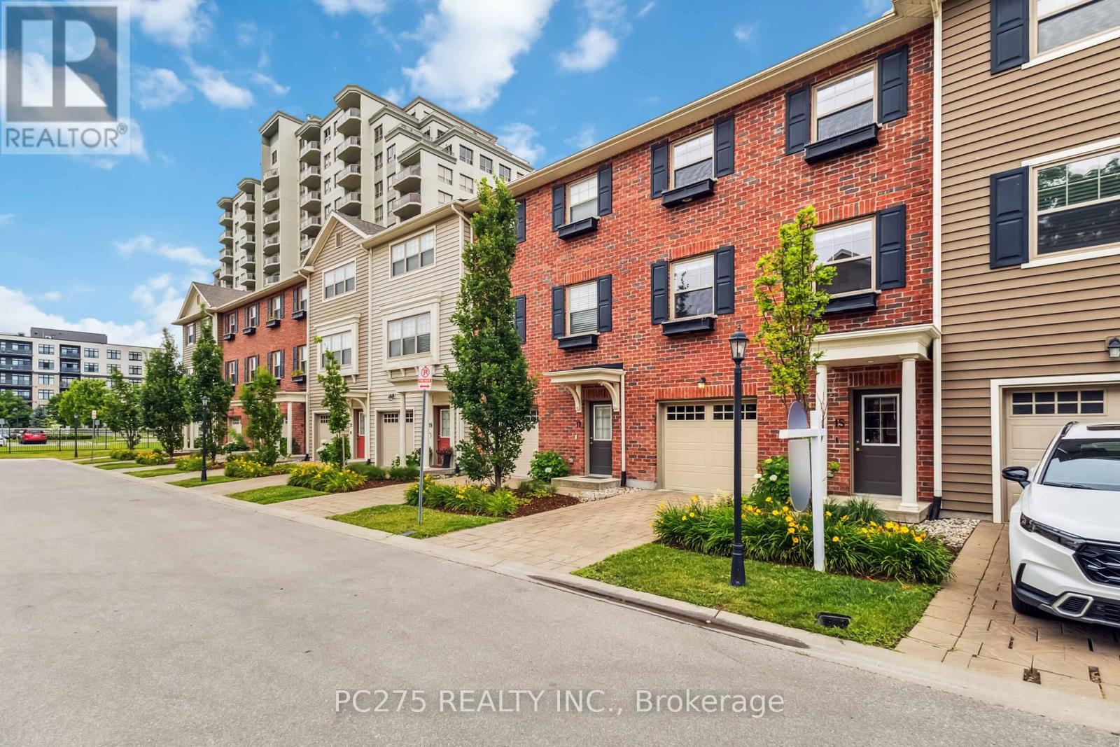 Property at 15 - 1040 CORONATION DRIVE image 5